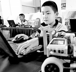 携手AI，人文学科迎来发展新机遇